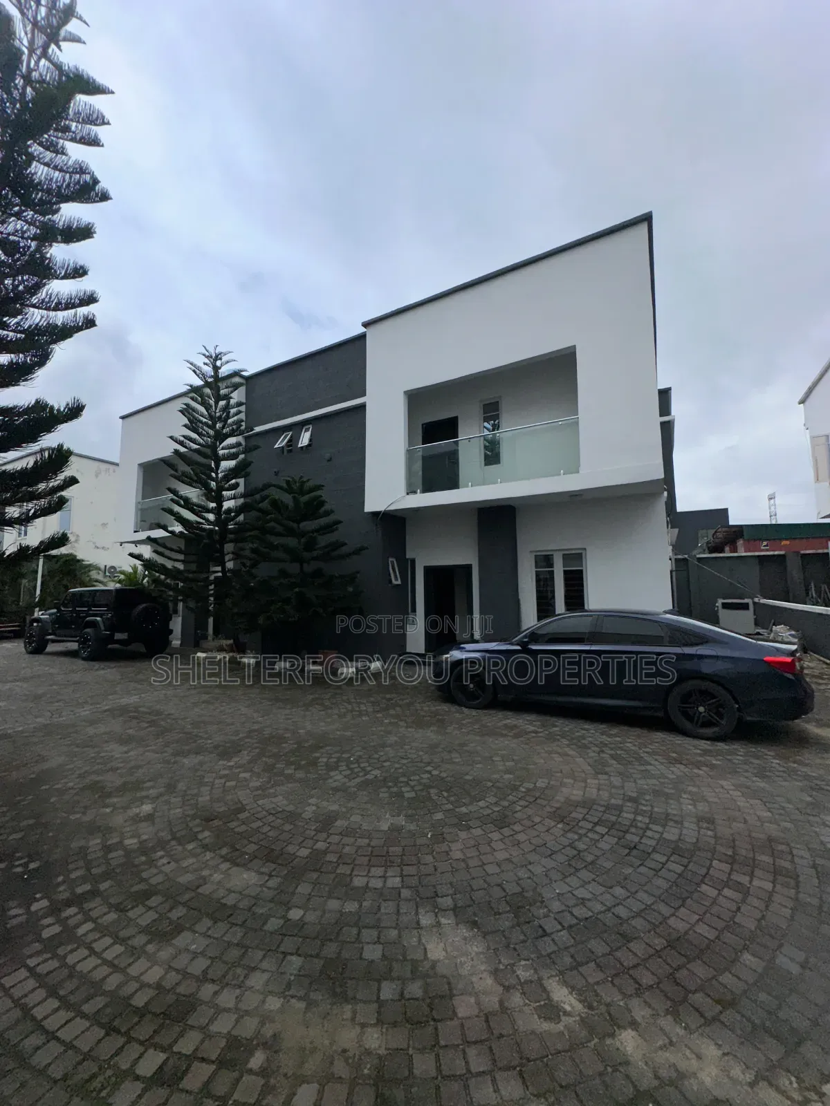 4bdrm Duplex in VGC / Ajah for sale in VGC / Ajah
