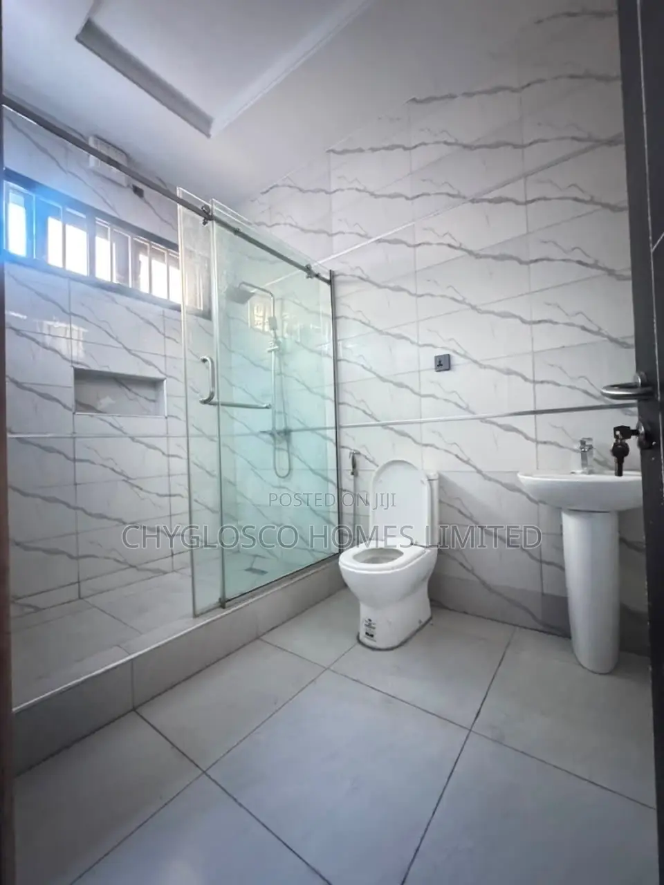 Furnished 4bdrm Duplex in Eliozu for sale in Eliozu