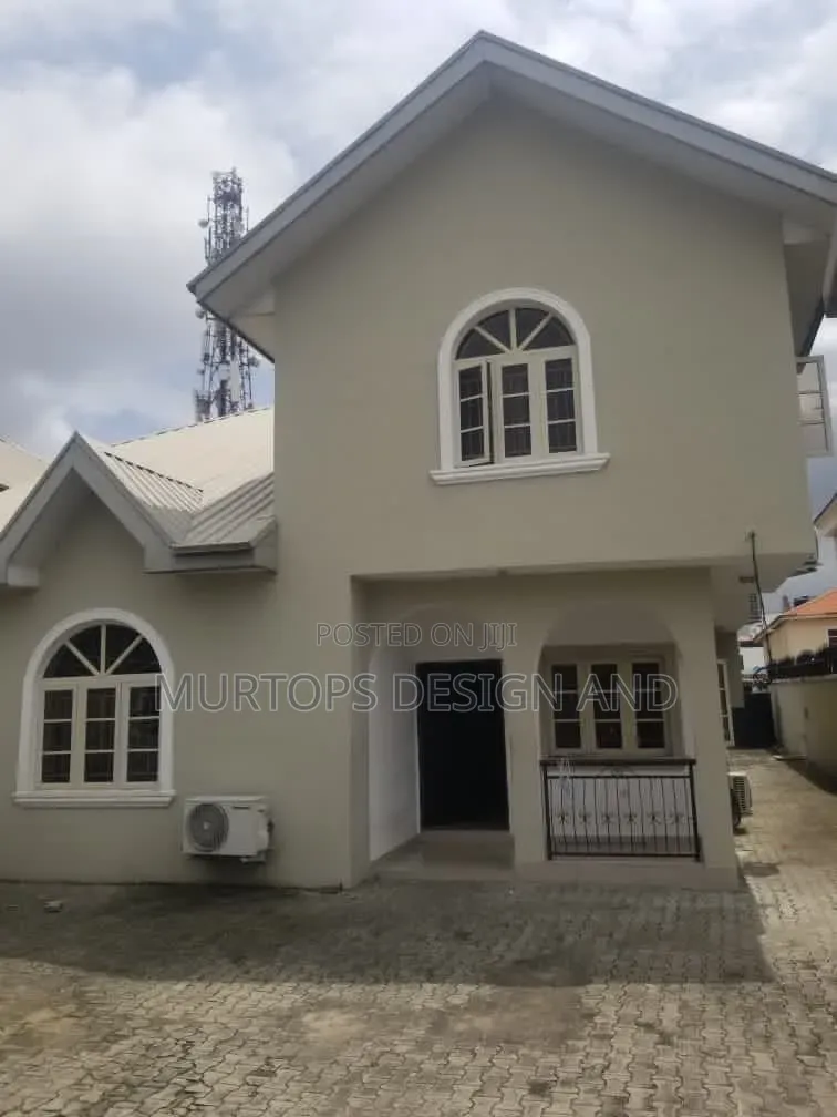 4bdrm Duplex in Lekki Phase 1 for rent in Lekki Phase 1