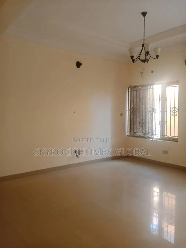 3bdrm Block of Flats in Ikota for rent in Ikota