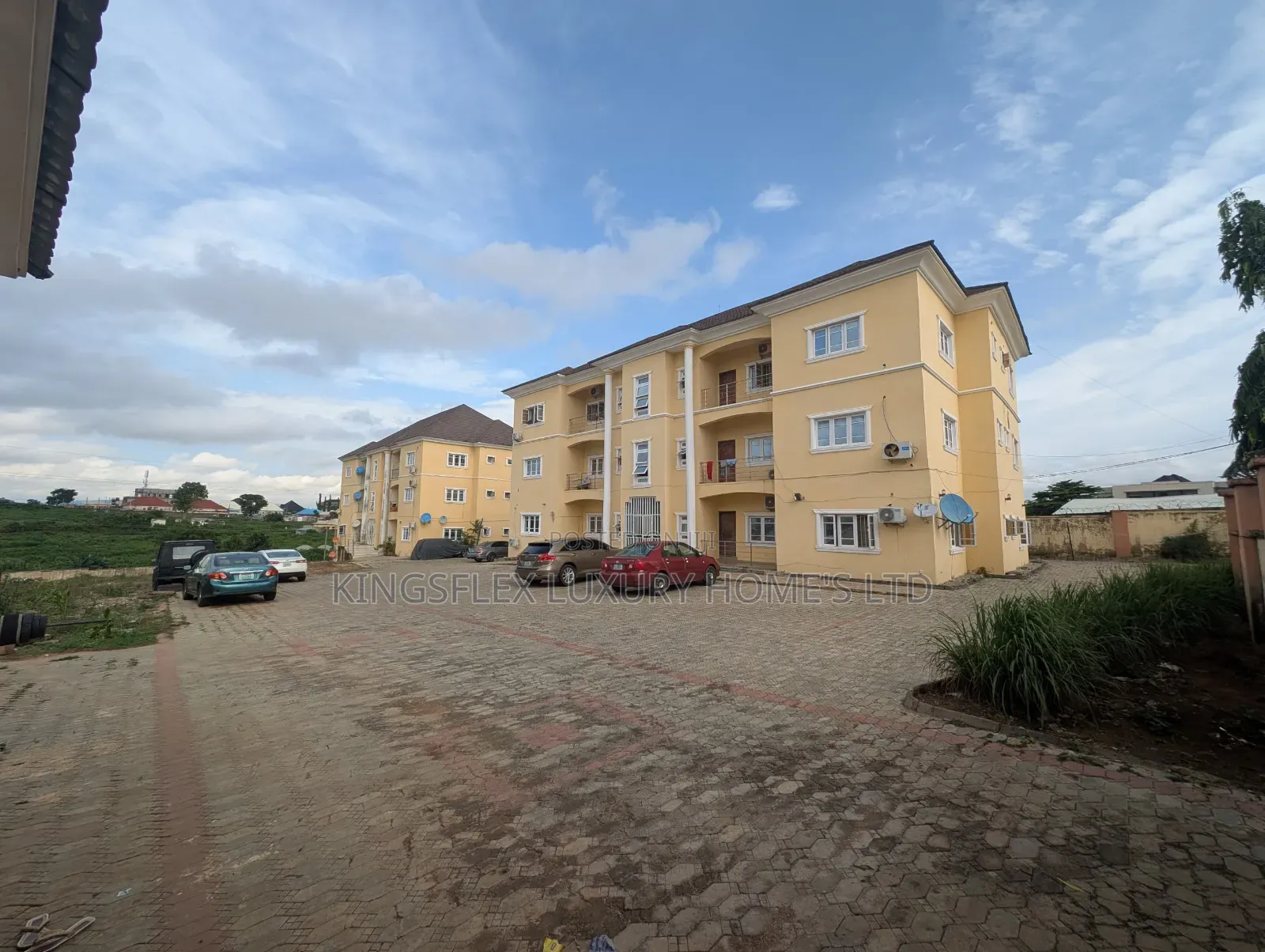 13bdrm Mansion in F01 Kubwa F C T for sale in Kubwa