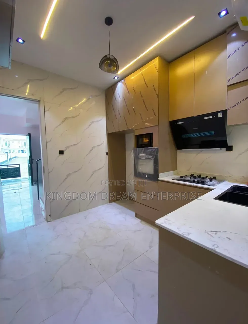 4bdrm Duplex in Ikota Lekki Lagos for rent in Ikota