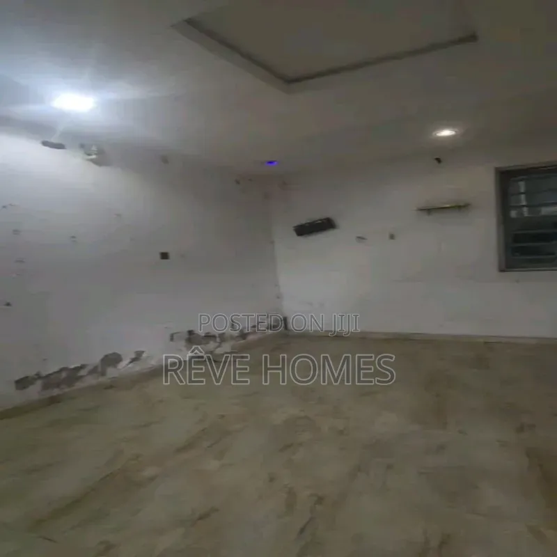 2bdrm Block of Flats in Alagomeji for rent in Alagomeji