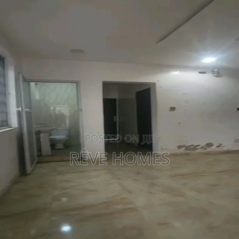 2bdrm Block of Flats in Alagomeji for rent in Alagomeji