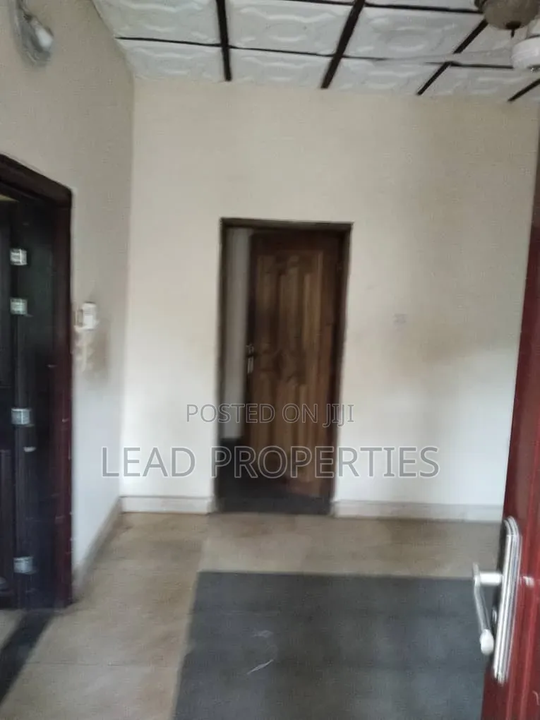 3bdrm Apartment in Sunview Estate, Akure for rent in Akure