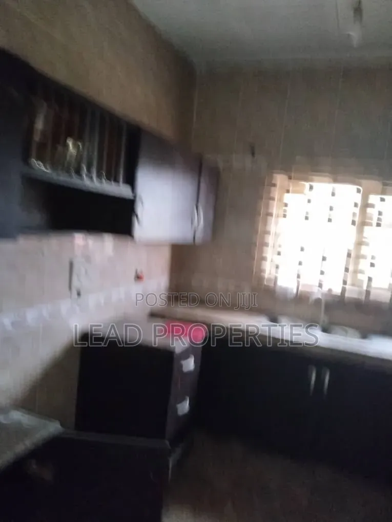 3bdrm Apartment in Sunview Estate, Akure for rent in Akure