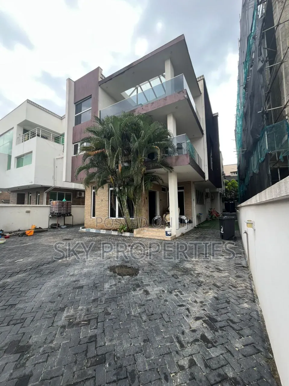 6bdrm Duplex in Banana Island, Old Ikoyi for rent in Old Ikoyi