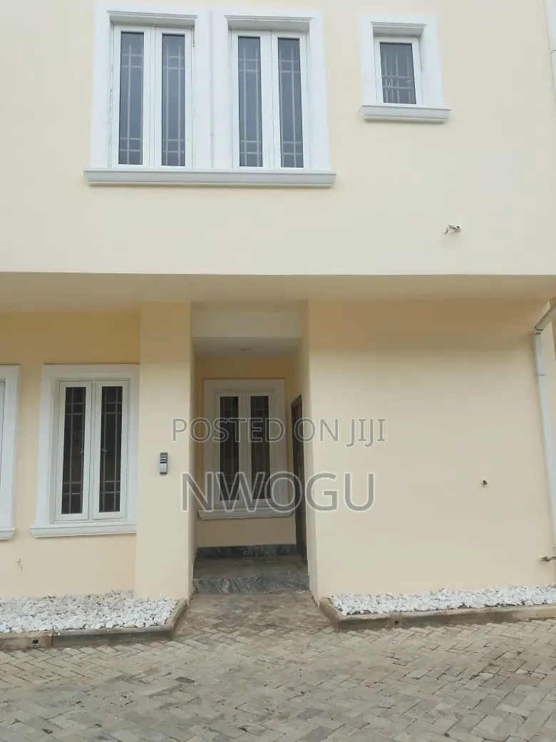 Furnished 4bdrm Duplex in Guzape District for rent in Guzape District