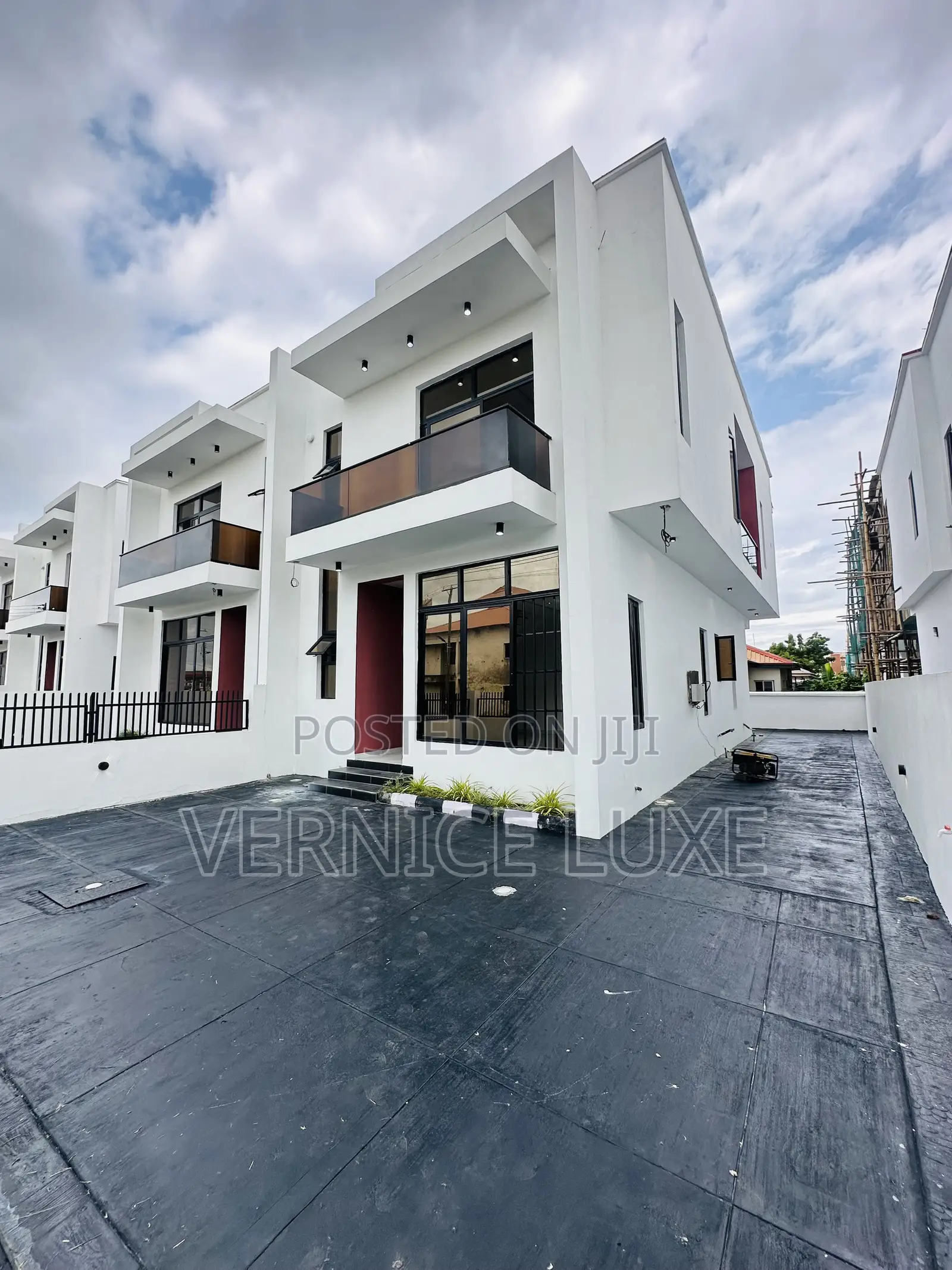 4bdrm Duplex in Sangotedo for sale in Sangotedo