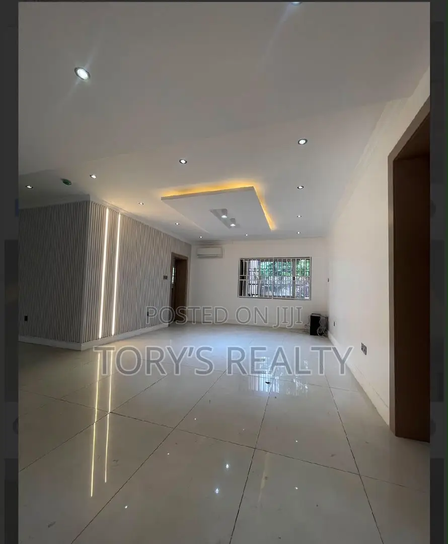 3bdrm Apartment in Ikoyi S.W for rent in Ikoyi S.W
