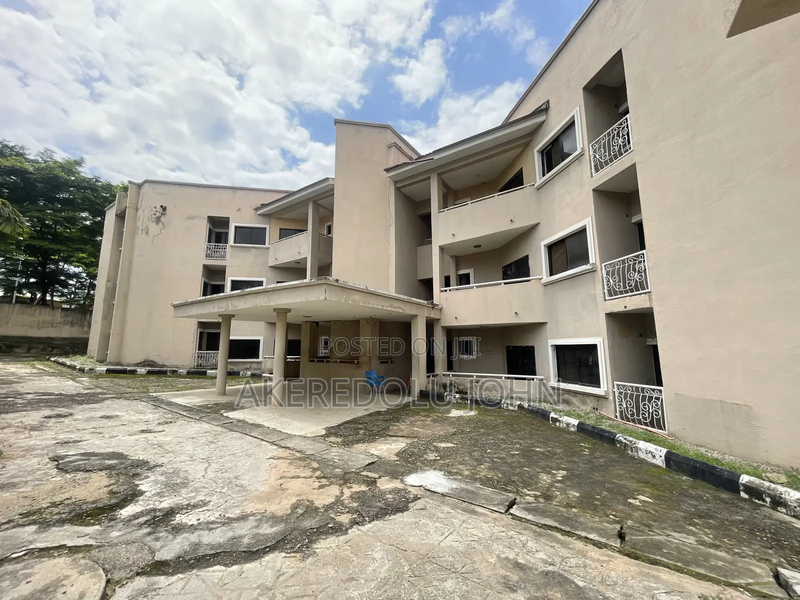20bdrm Block of Flats in Wuse 2 for sale in Wuse 2