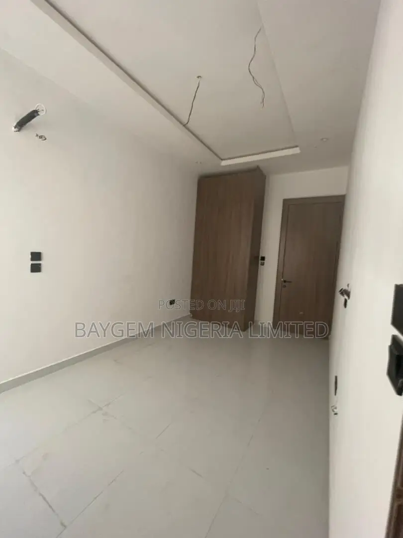 2bdrm Apartment in Lekki Phase 1 for sale in Lekki Phase 1