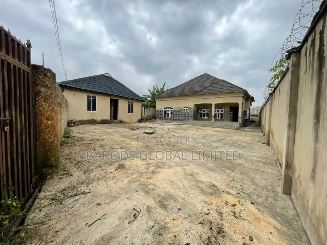 4bdrm Bungalow in Road 5 Mats Estate, Abeokuta South for sale in Abeokuta South