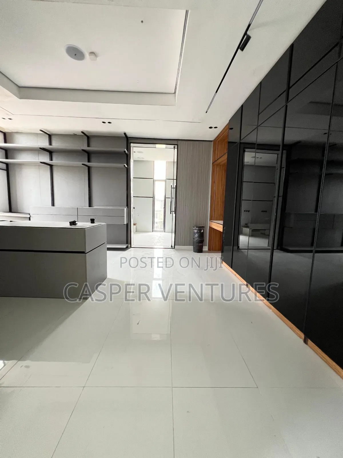 6bdrm Duplex in Pinnock Beach, Osapa london for sale in Osapa london