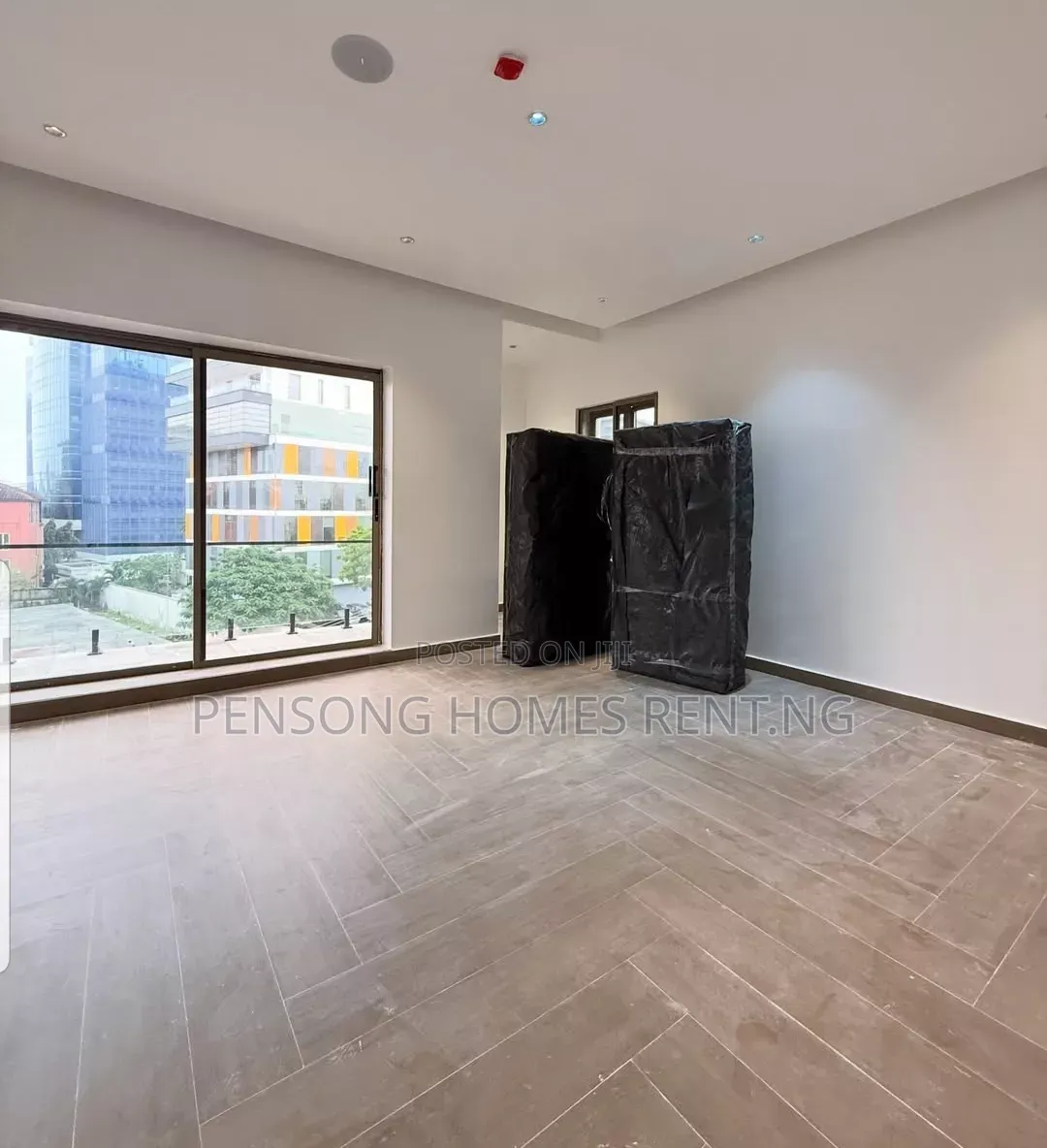 3bdrm Apartment in Old Ikoyi for rent in Old Ikoyi