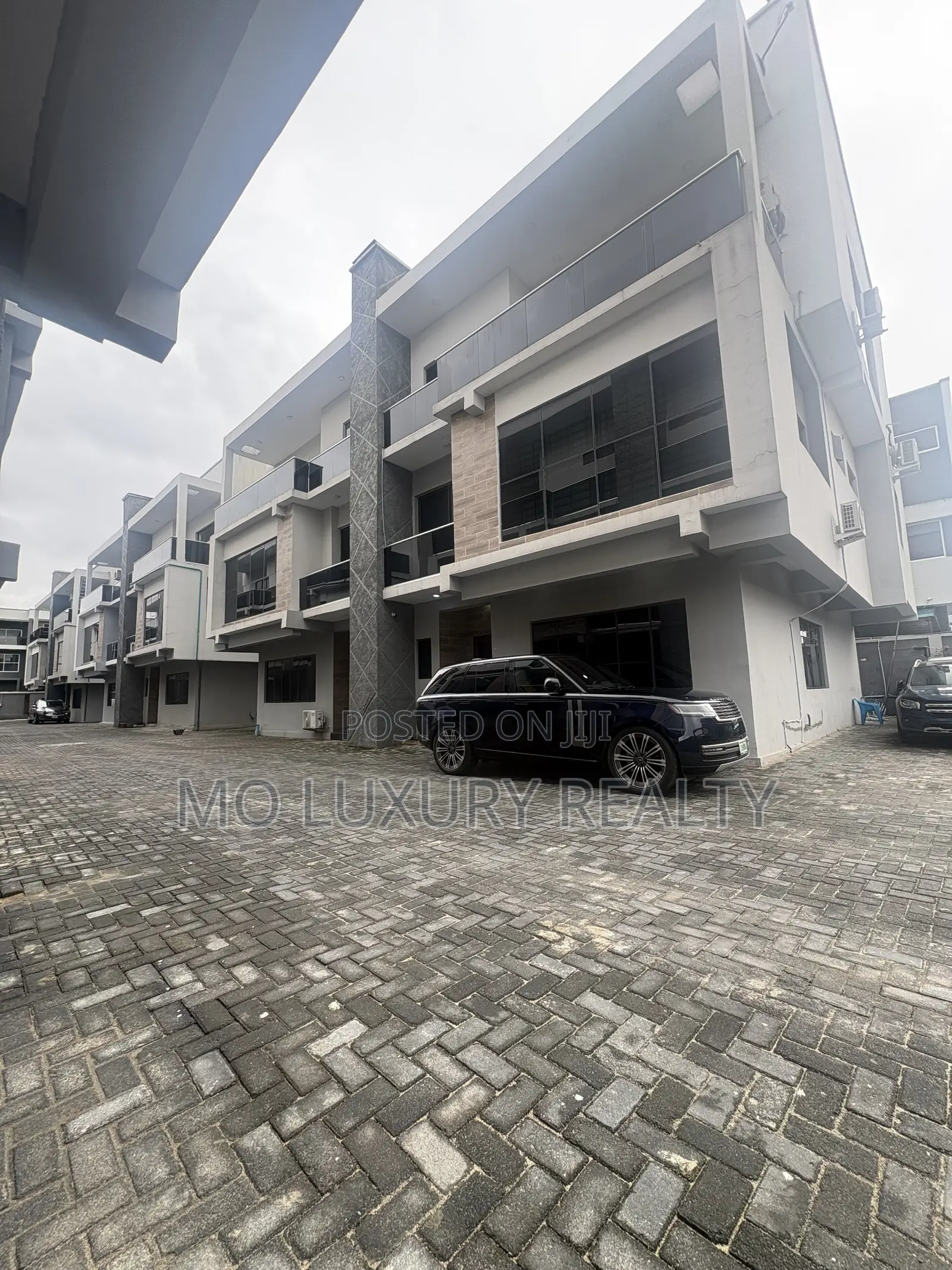 5bdrm Duplex in Ikate for rent in Ikate