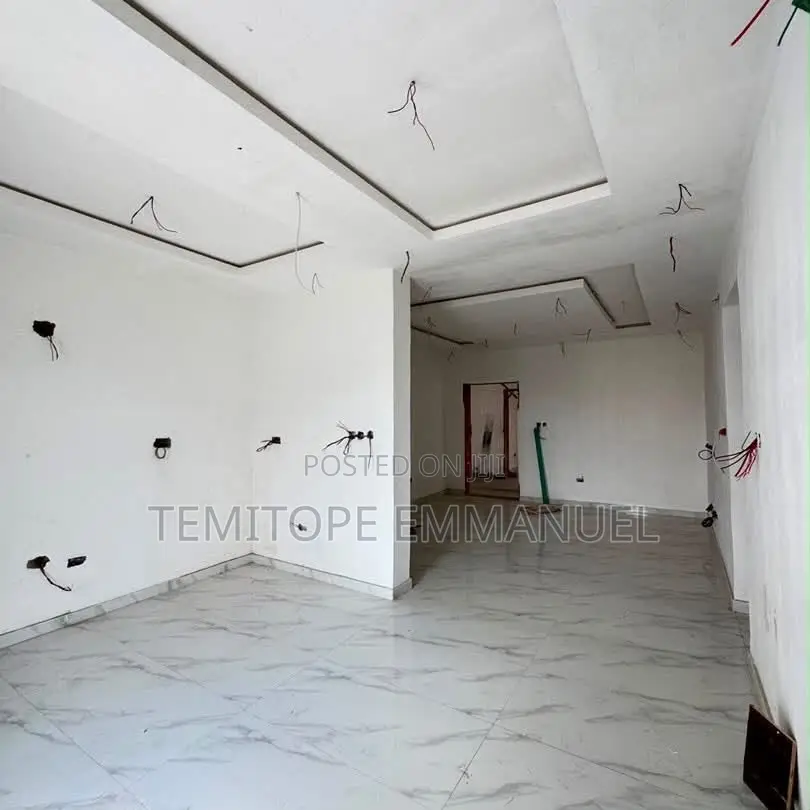 Furnished 2bdrm Apartment in GRA Phase 2 Shangisha for sale in GRA Phase 2 Shangisha