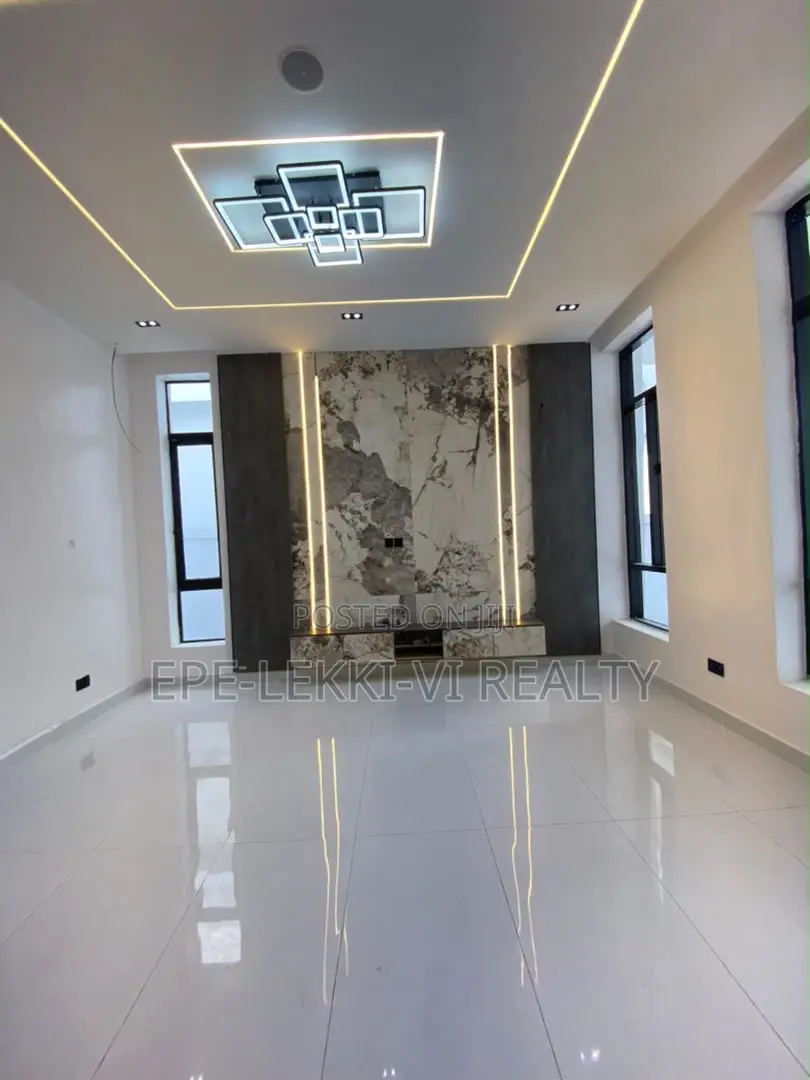 4bdrm Duplex in Lekki for rent in Lekki