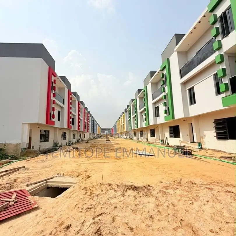 Furnished 4bdrm Duplex in Ogudu GRA for sale in Ogudu GRA