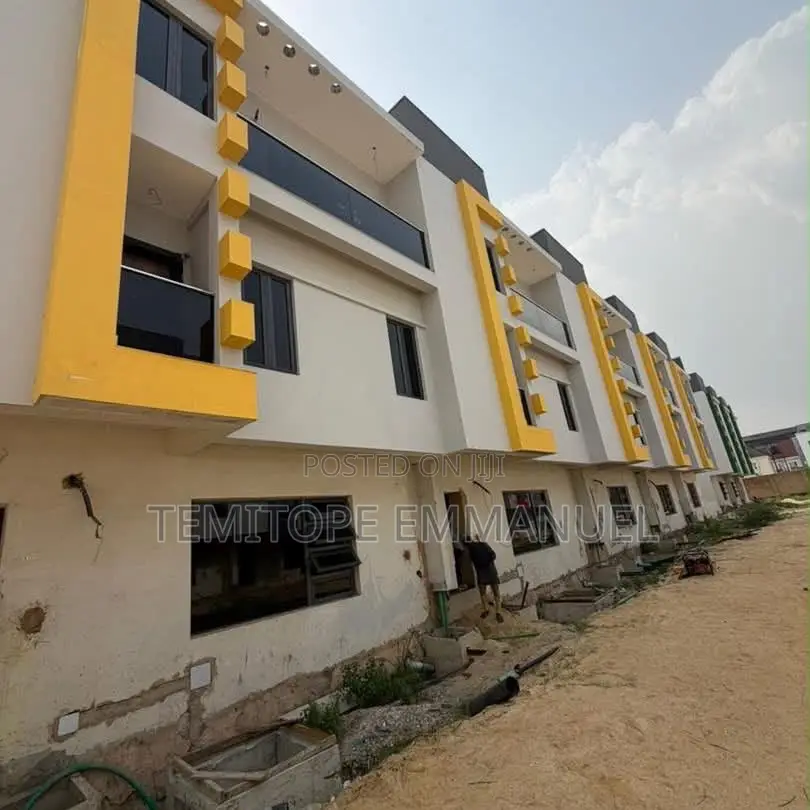 Furnished 4bdrm Duplex in Ogudu GRA for sale in Ogudu GRA