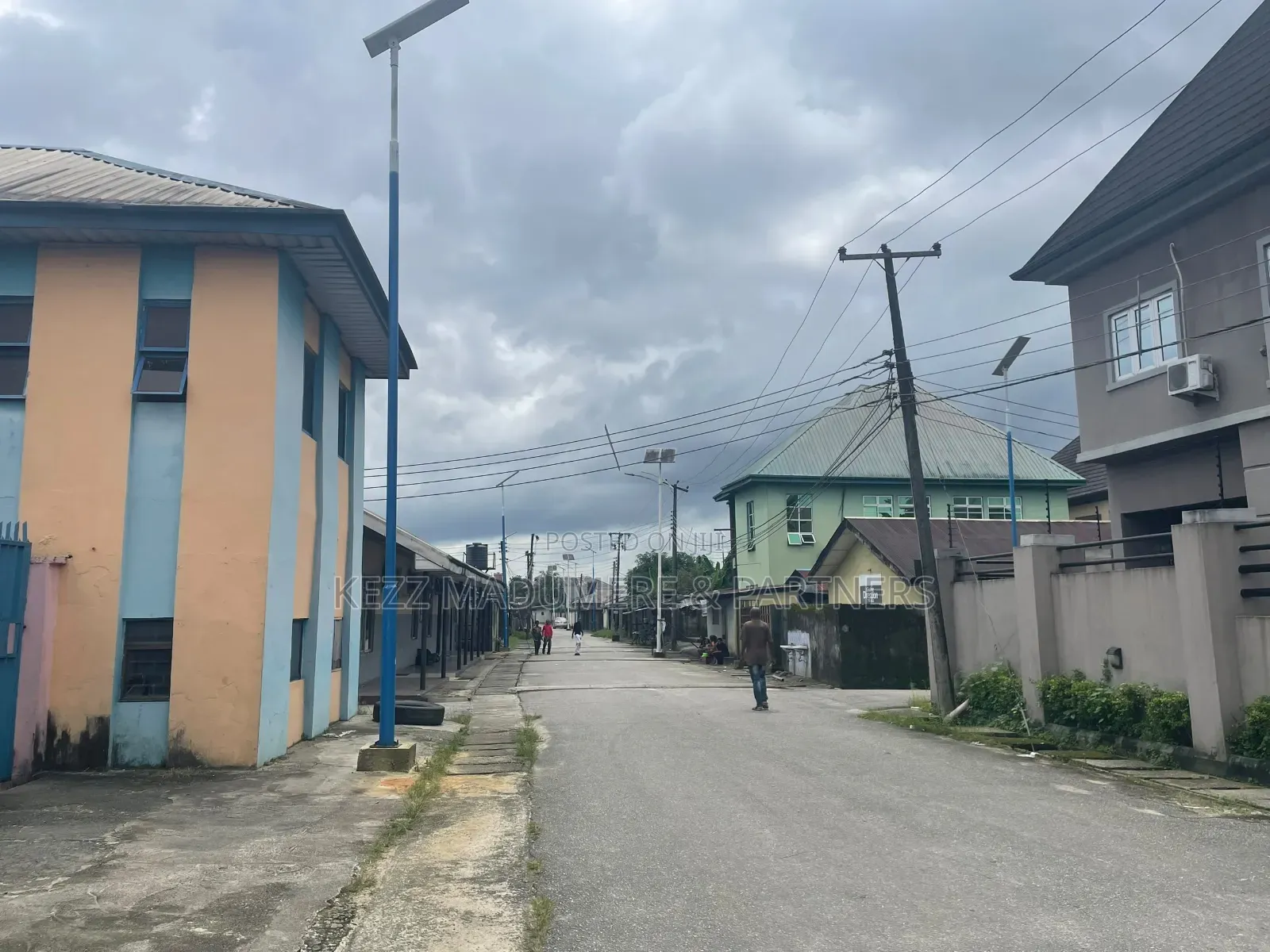 For Sale : Non Functional School at Nta Road Port Harcourt in Port-Harcourt