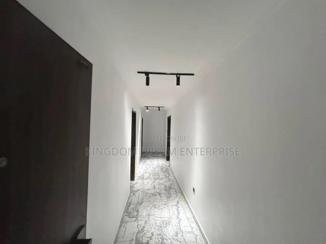 3bdrm Apartment in Old Ikoyi Lagos for rent in Old Ikoyi