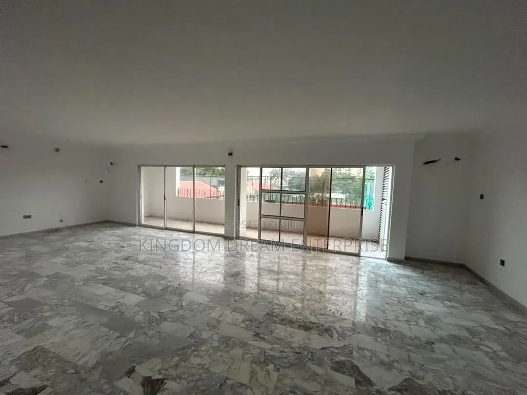 3bdrm Apartment in Old Ikoyi Lagos for rent in Old Ikoyi
