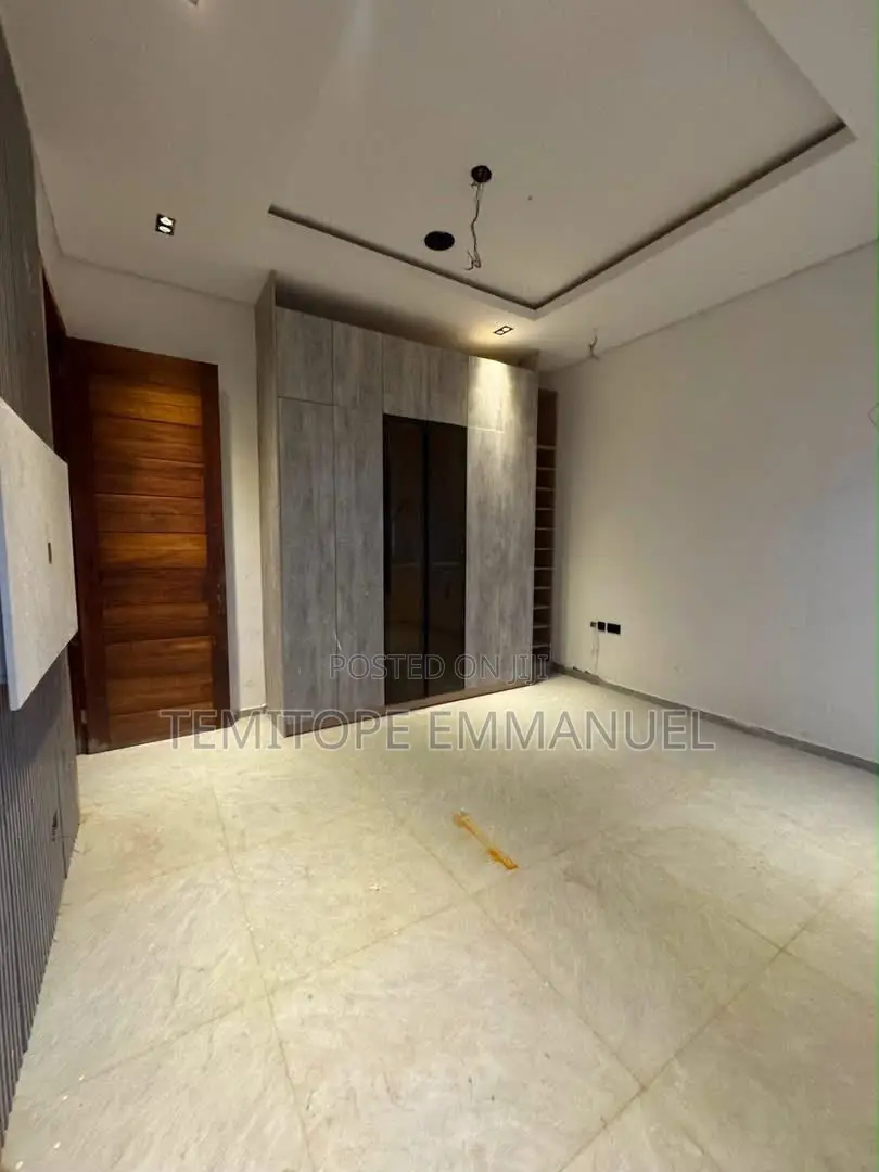 Furnished 3bdrm Apartment in Ikeja GRA for sale in Ikeja GRA