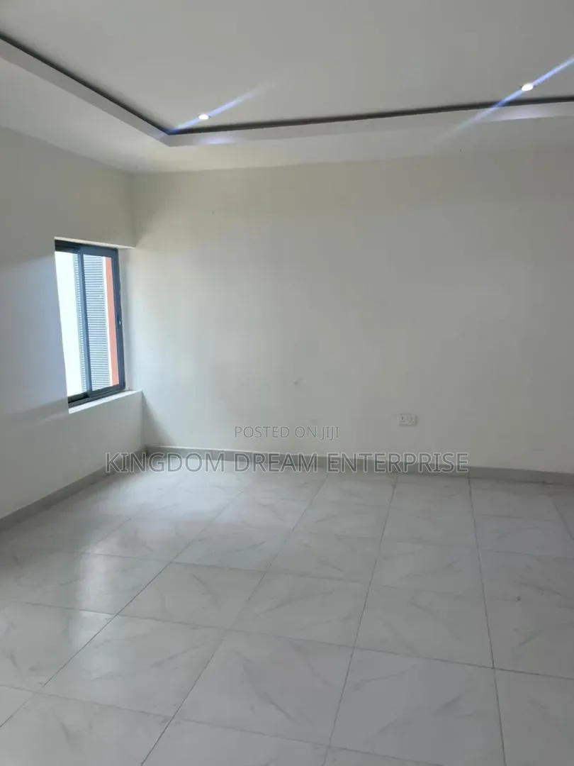 2bdrm Apartment in Alausa Ikeja Lagos for sale in Alausa