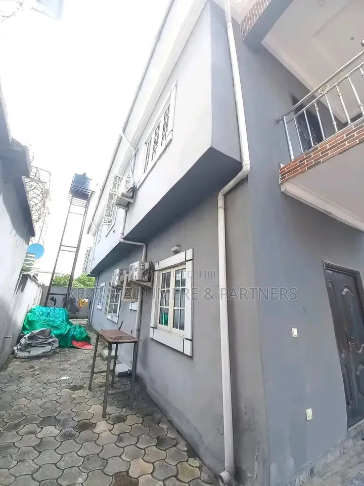 5bdrm Duplex in Off Peter Odili By, Port-Harcourt for sale in Port-Harcourt