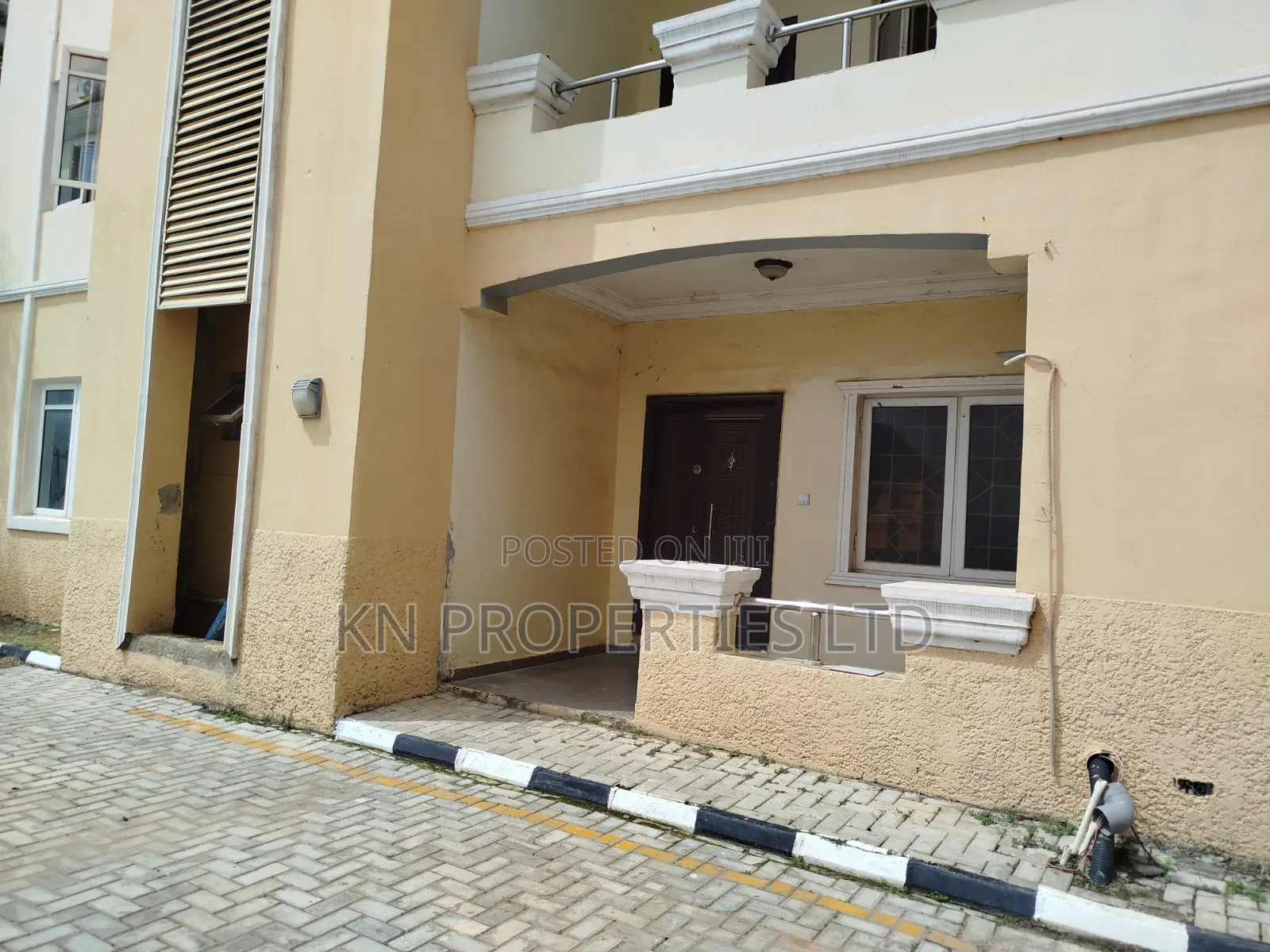 2bdrm Block of Flats in Enl, Guzape District for sale in Guzape District