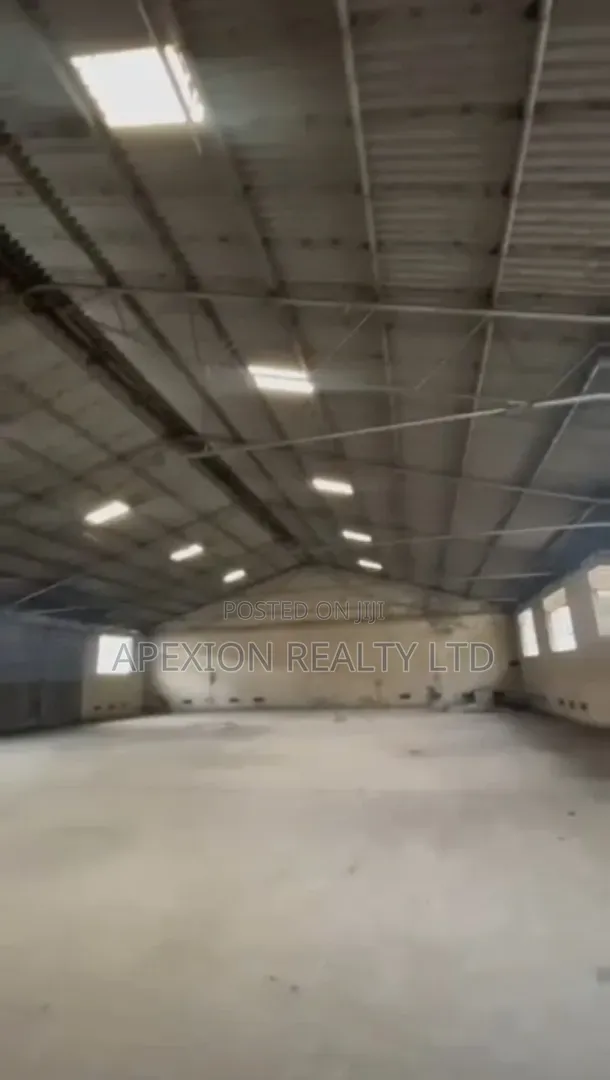 Warehouse for Lease in Old GRA