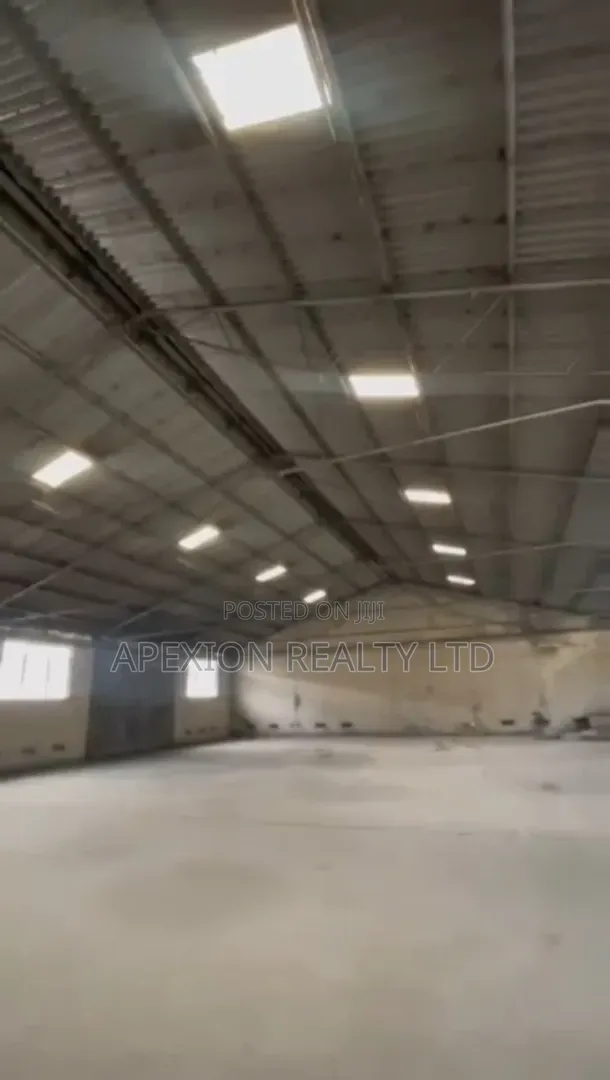 Warehouse for Lease in Old GRA