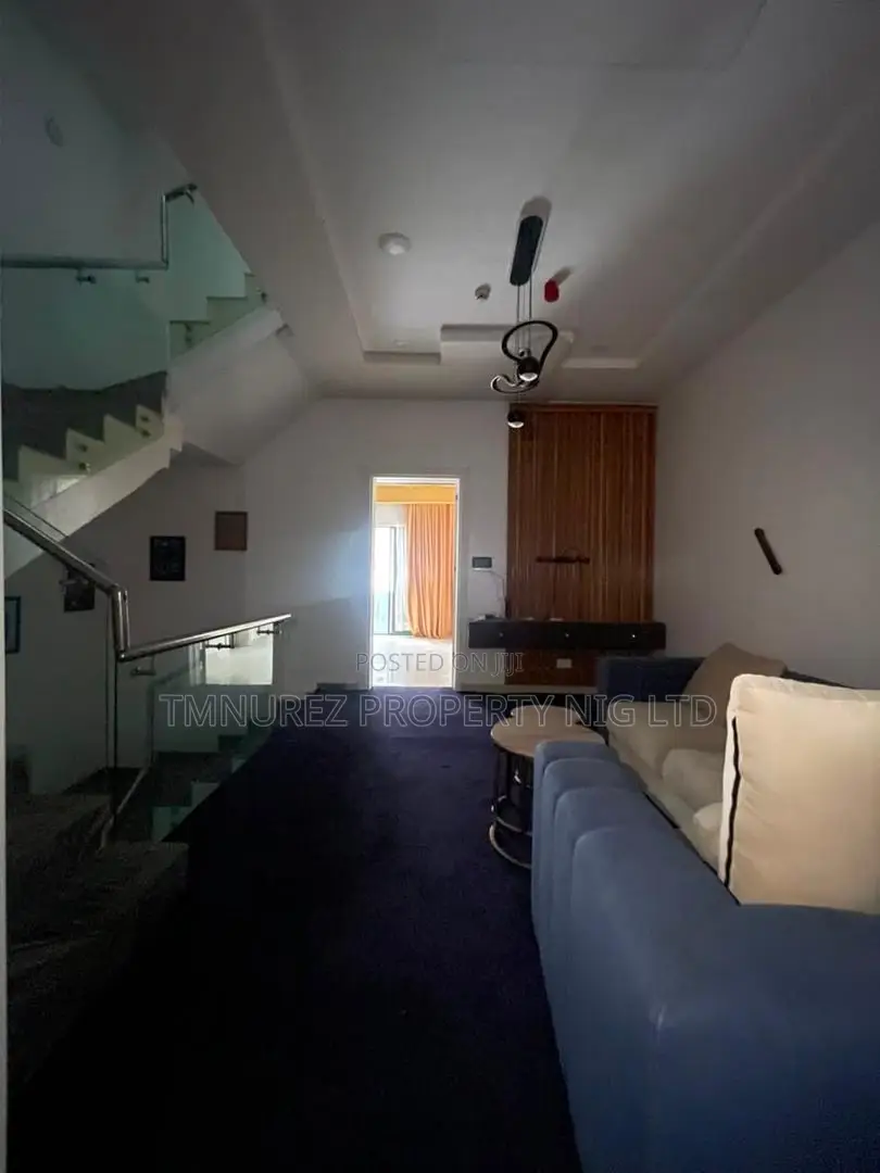 Furnished 4bdrm Duplex in Main Lekki Phase 1 for rent in Lekki Phase 1