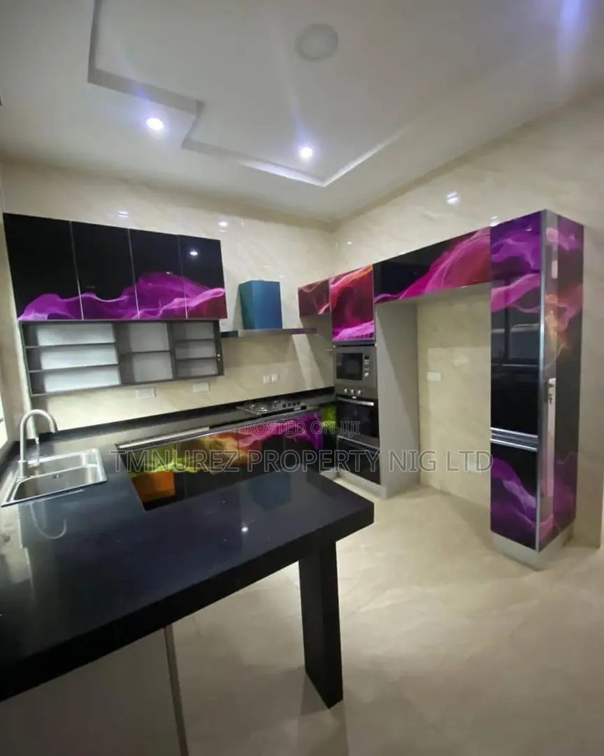 Furnished 4bdrm Duplex in Main Lekki Phase 1 for rent in Lekki Phase 1