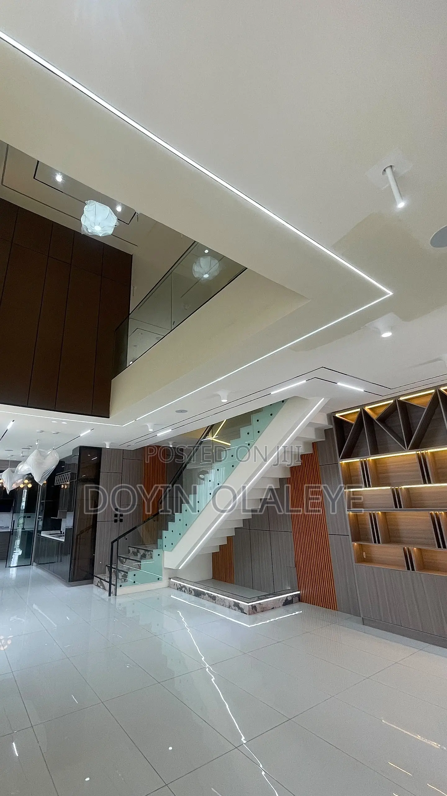 5bdrm Duplex in Ikota for sale in Ikota