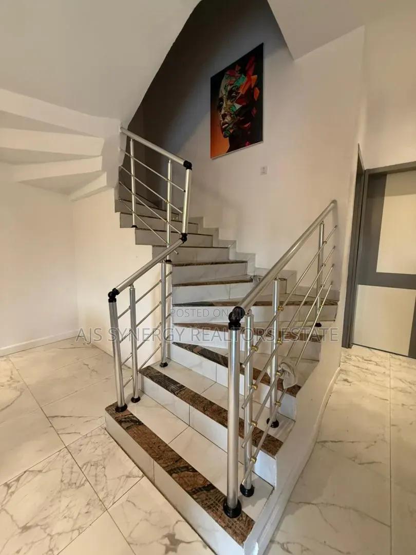 Furnished 4bdrm Duplex in Ikota for rent in Ikota