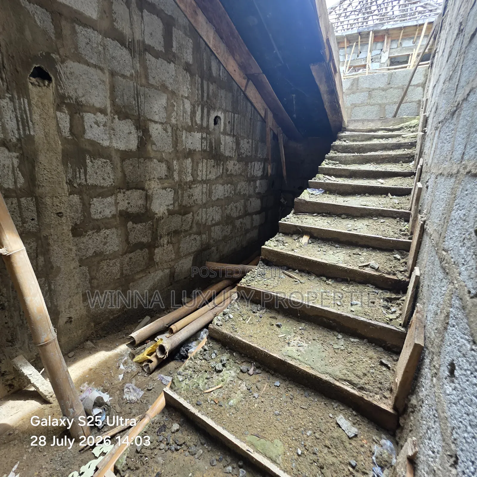 4bdrm Duplex in Nut/Behind Shafa, Lugbe District for sale in Lugbe District
