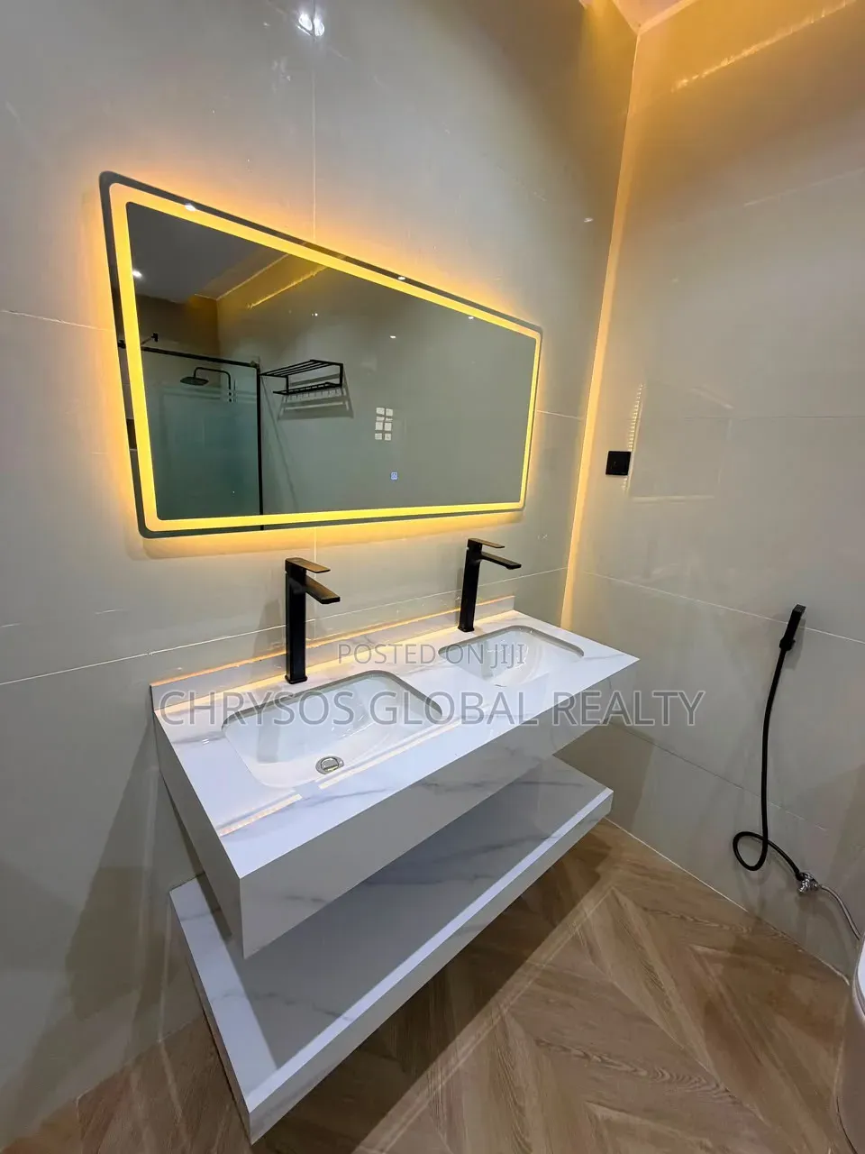 4bdrm Duplex in Carlton Gate Estate for sale in Akobo