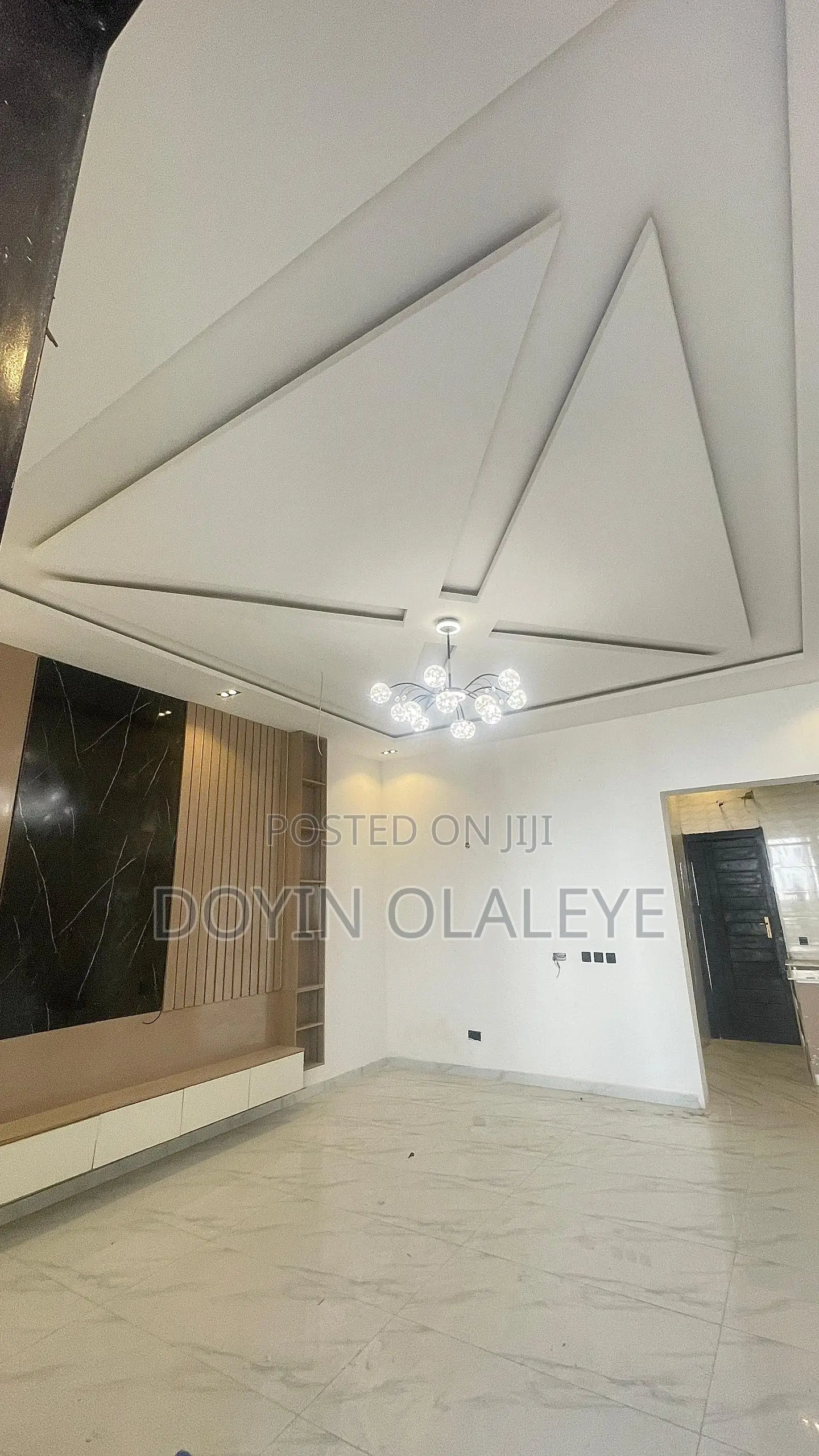 3bdrm Townhouse/Terrace in Ikota for sale in Ikota