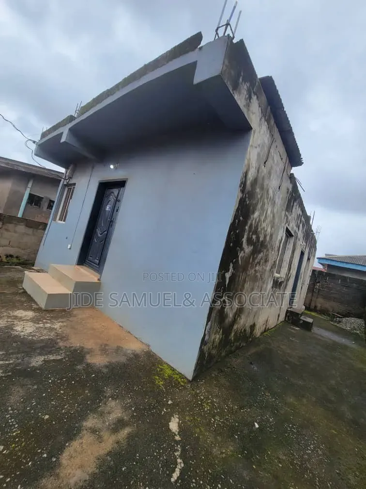 Furnished 1bdrm Bungalow in Ayobo for sale in Ayobo