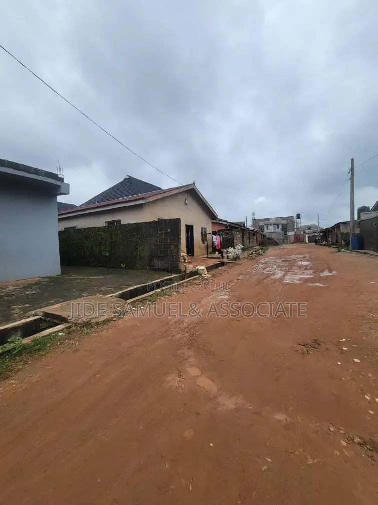 Furnished 1bdrm Bungalow in Ayobo for sale in Ayobo