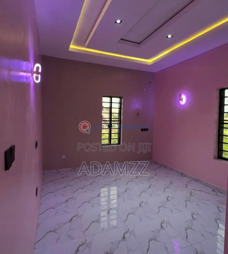 6bdrm Duplex in Gra, Enugu for sale in Enugu