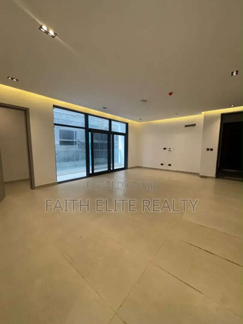 3bdrm Apartment in Lekki Phase 1 for sale in Lekki Phase 1