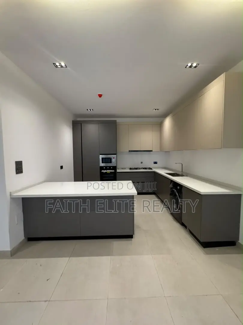 3bdrm Apartment in Lekki Phase 1 for sale in Lekki Phase 1