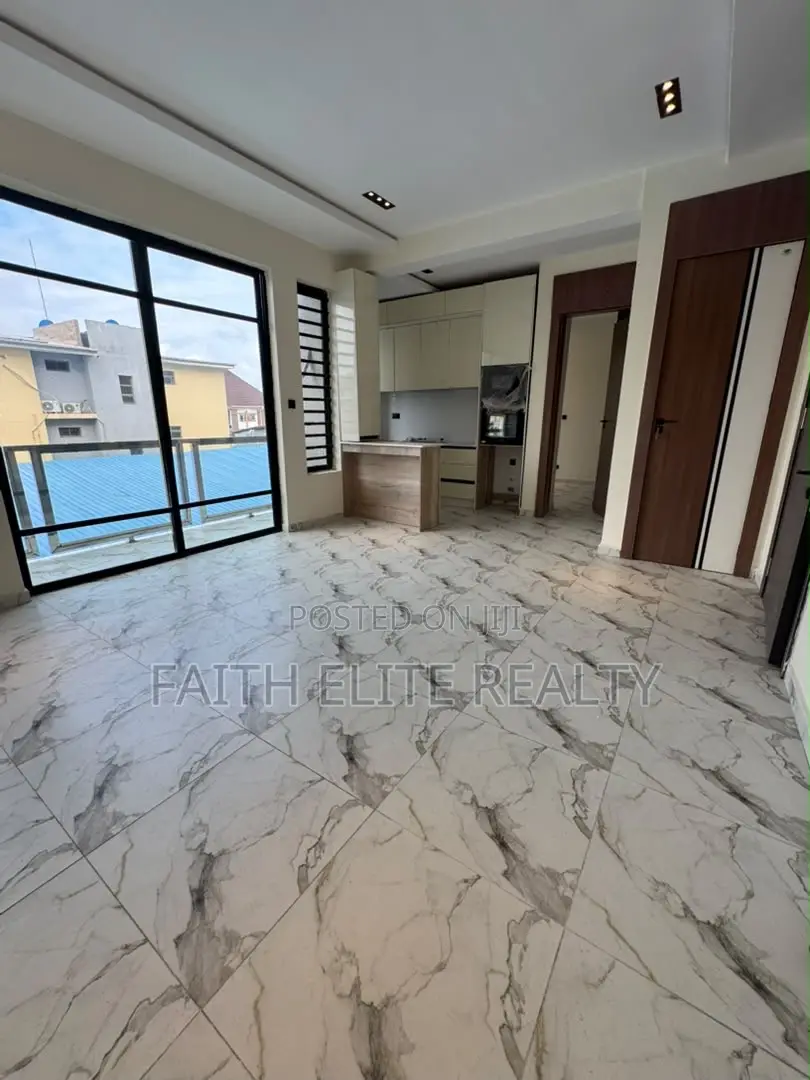 2bdrm Apartment in Lekki Phase 1 for sale in Lekki Phase 1