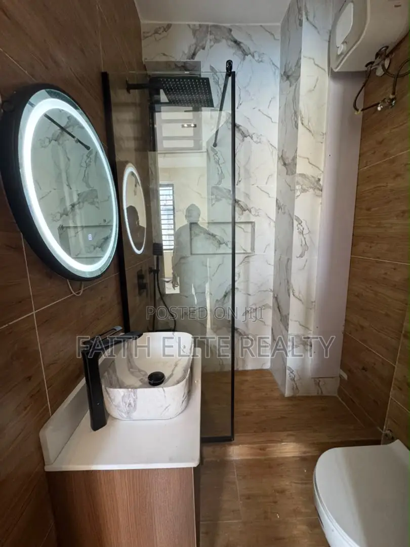 2bdrm Apartment in Lekki Phase 1 for sale in Lekki Phase 1