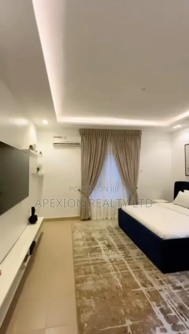 Furnished 3bdrm Apartment in Chevron Drive for rent in Chevron
