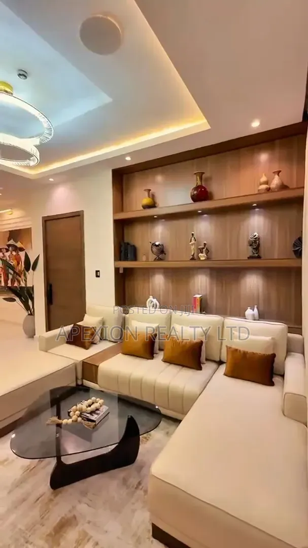 Furnished 2bdrm Apartment in Lekki Phase 1, Chevron for rent in Chevron