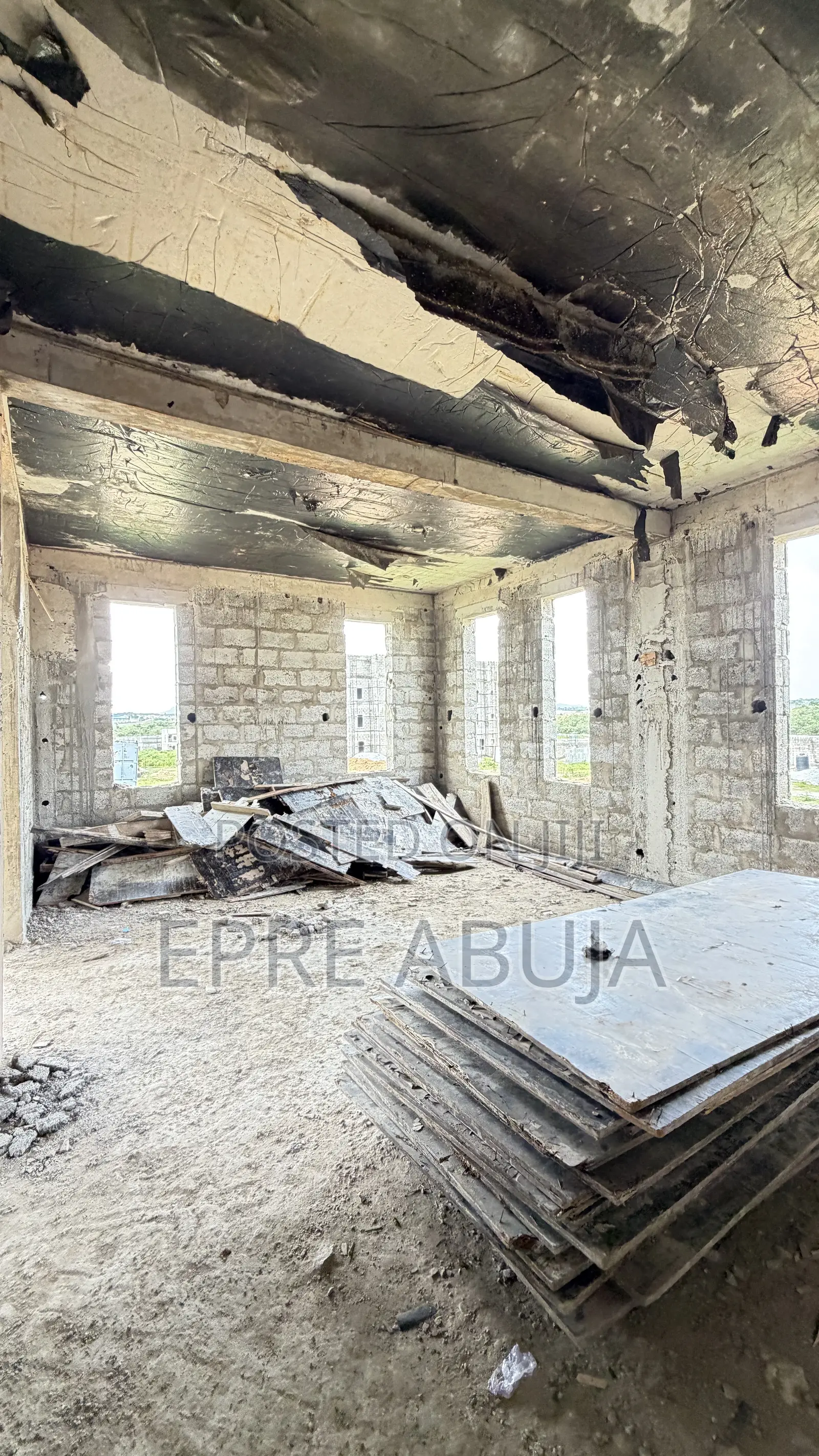 5bdrm Duplex in Idu for sale in Idu
